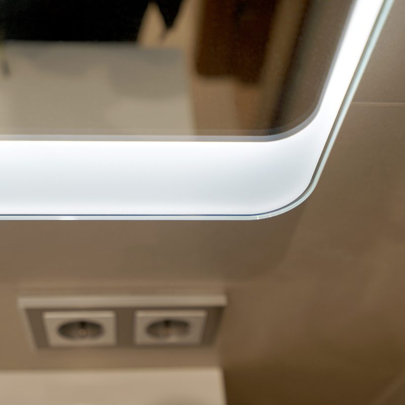 Etna-Solid-Surface_promdesign_mirror_6