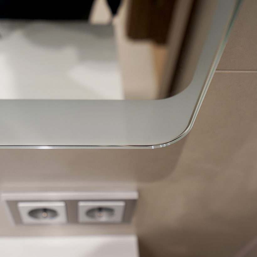 Etna-Solid-Surface_promdesign_mirror_7